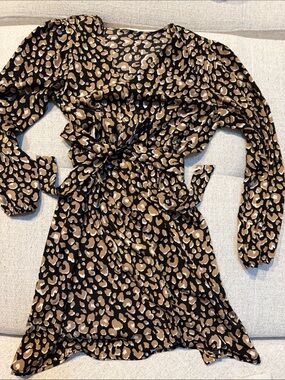 kaileigh kaela faux wrap knit dress Kaileigh Kaela faux wrap knit dress navy blue w/pink and white floral print size